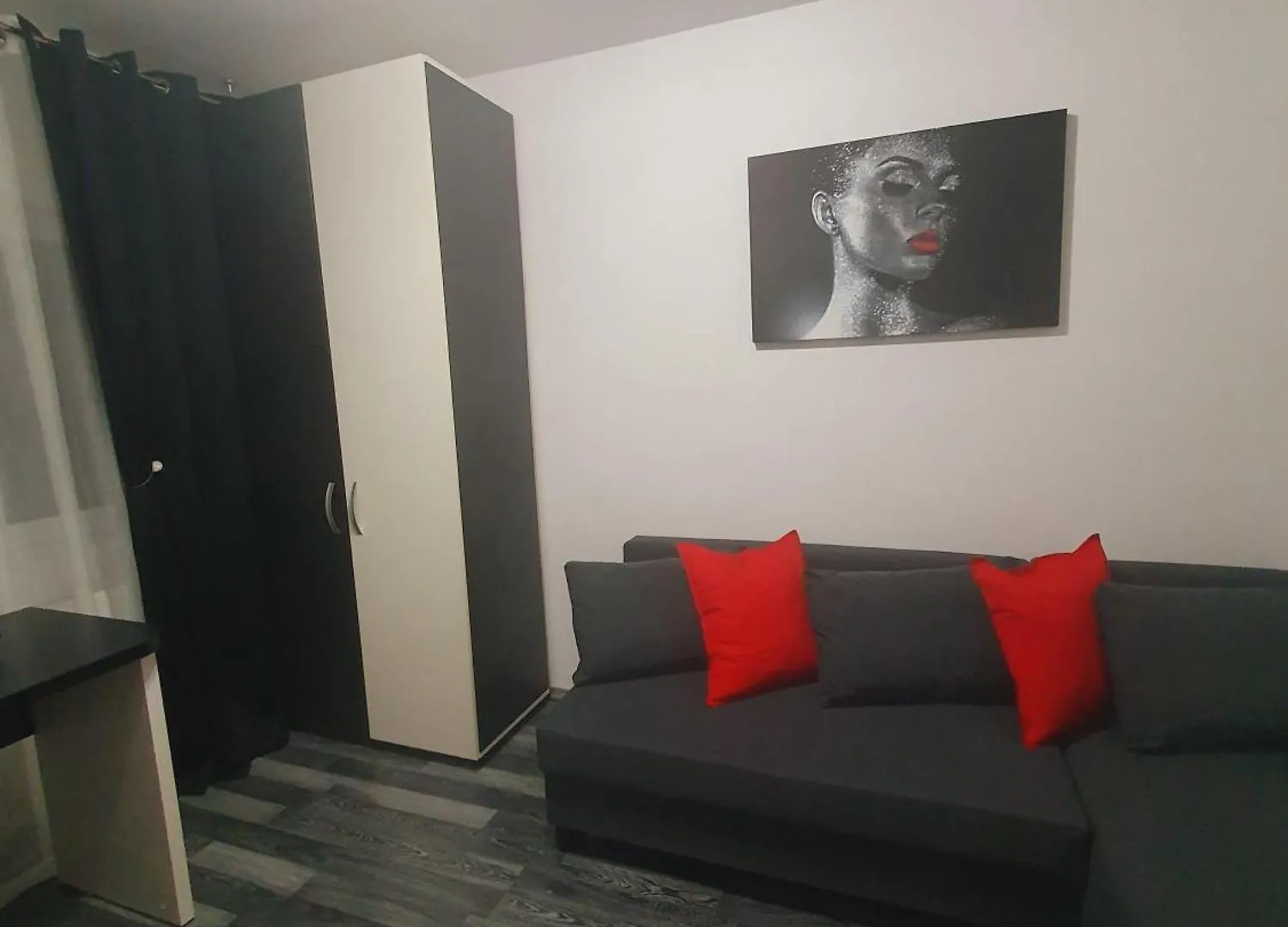 Lovely Urban Retreat Apartment Bucharest Romania